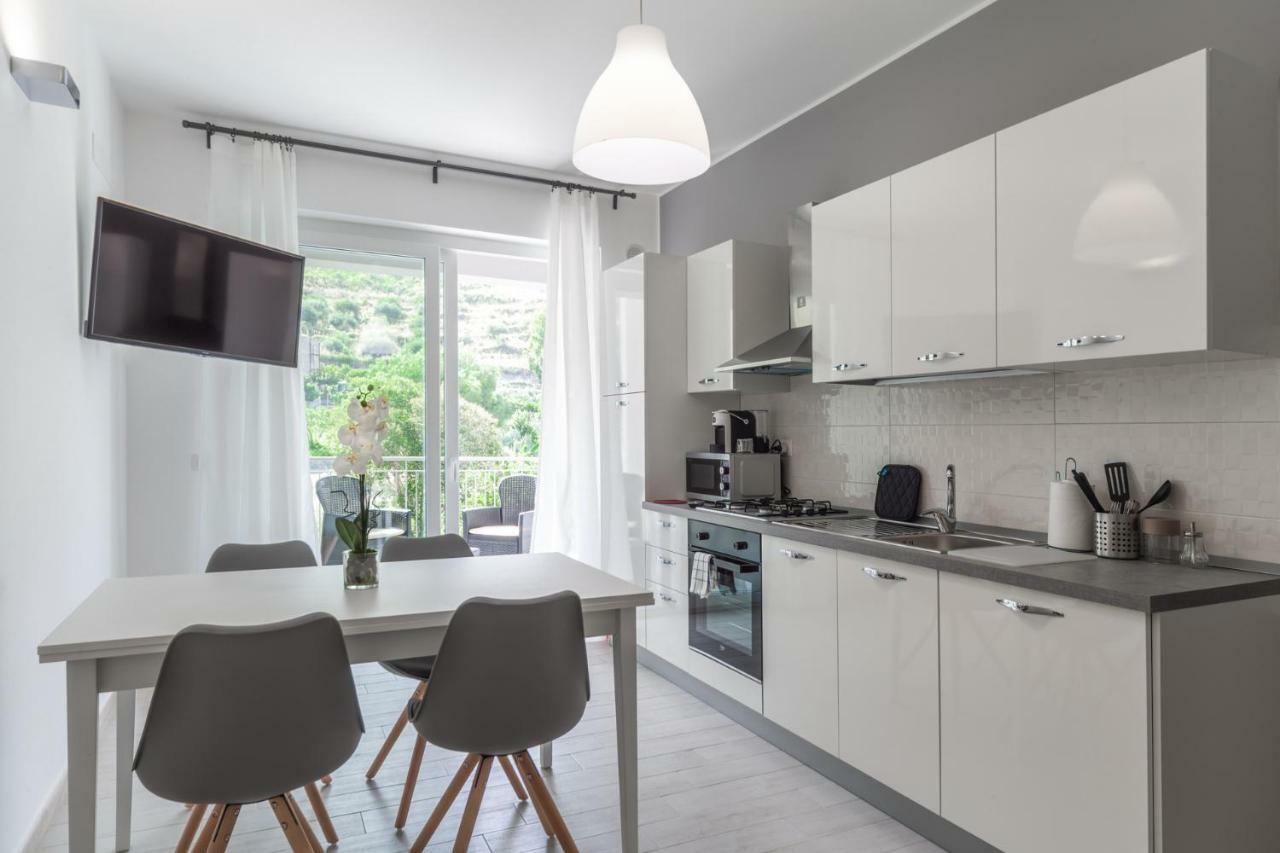 House 103 Rent Apartment Capo d'Orlando Bagian luar foto